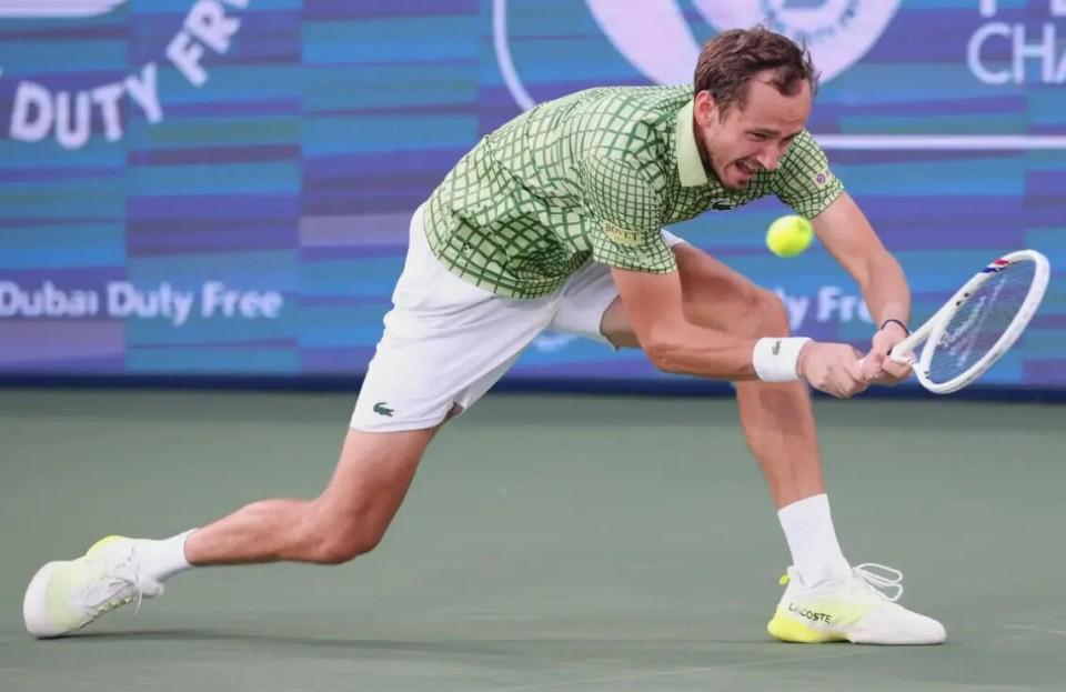 世界杯赛事直播官网app下载最新版-中东局势紧张！多位网球名将被困，前世界第一恐无缘第五大满贯